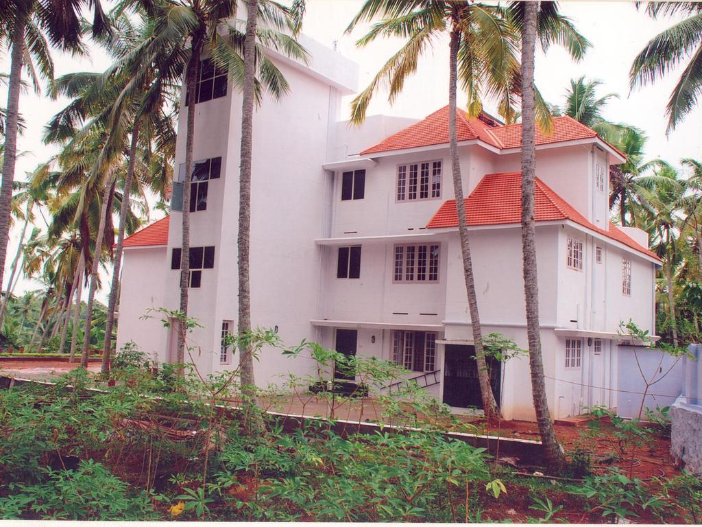 Indeevaram Apartments Kovalam Oda fotoğraf